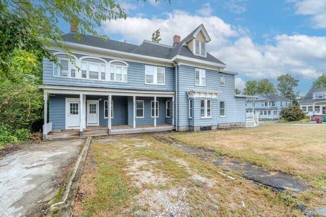 Building Photo - 117 Stevens St