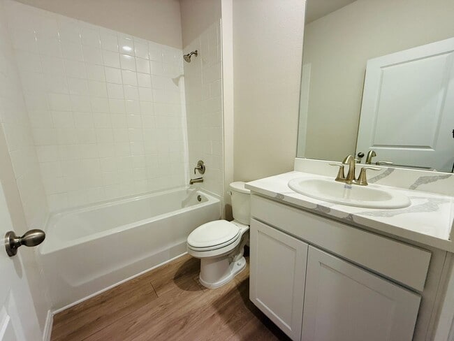 Building Photo - New build -  Be the 1st to move into this 4 bedroom home in Parish!