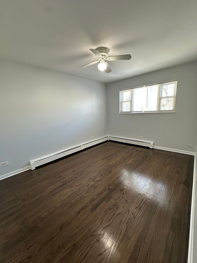 Building Photo - 1928 Jackson Ave