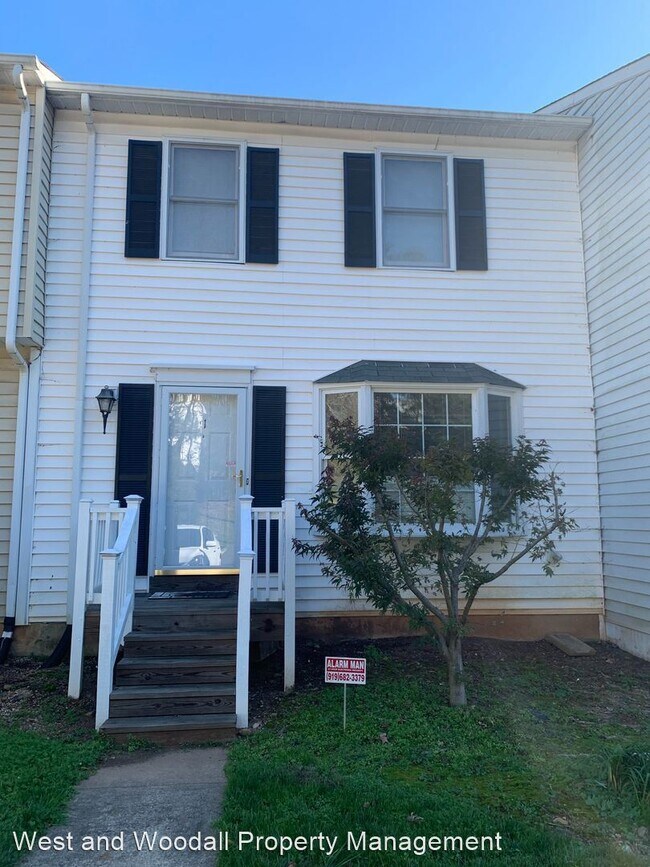 Primary Photo - 2 br, 2.5 bath House - 11 Georgetown Court