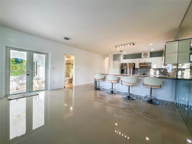 Building Photo - 3884 SW 150th Ct