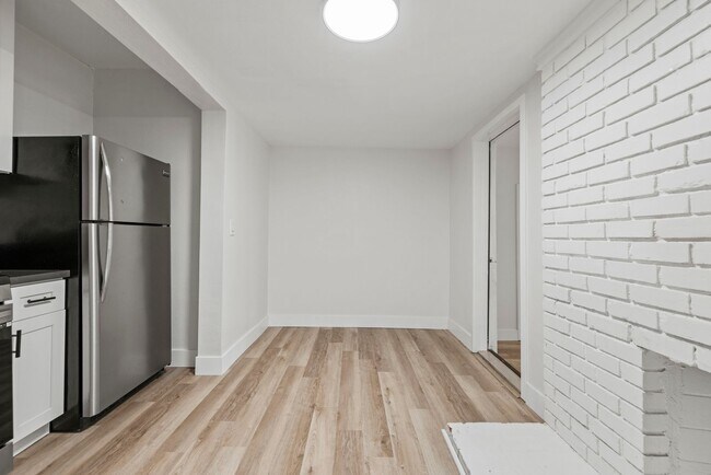 Building Photo - 15105 Nurmi St