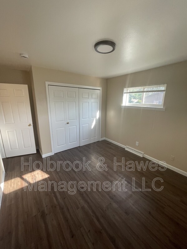 Building Photo - 3613 Highland Dr