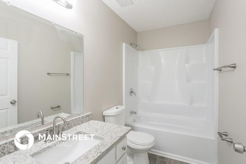 Building Photo - 214 S Red Oak Way