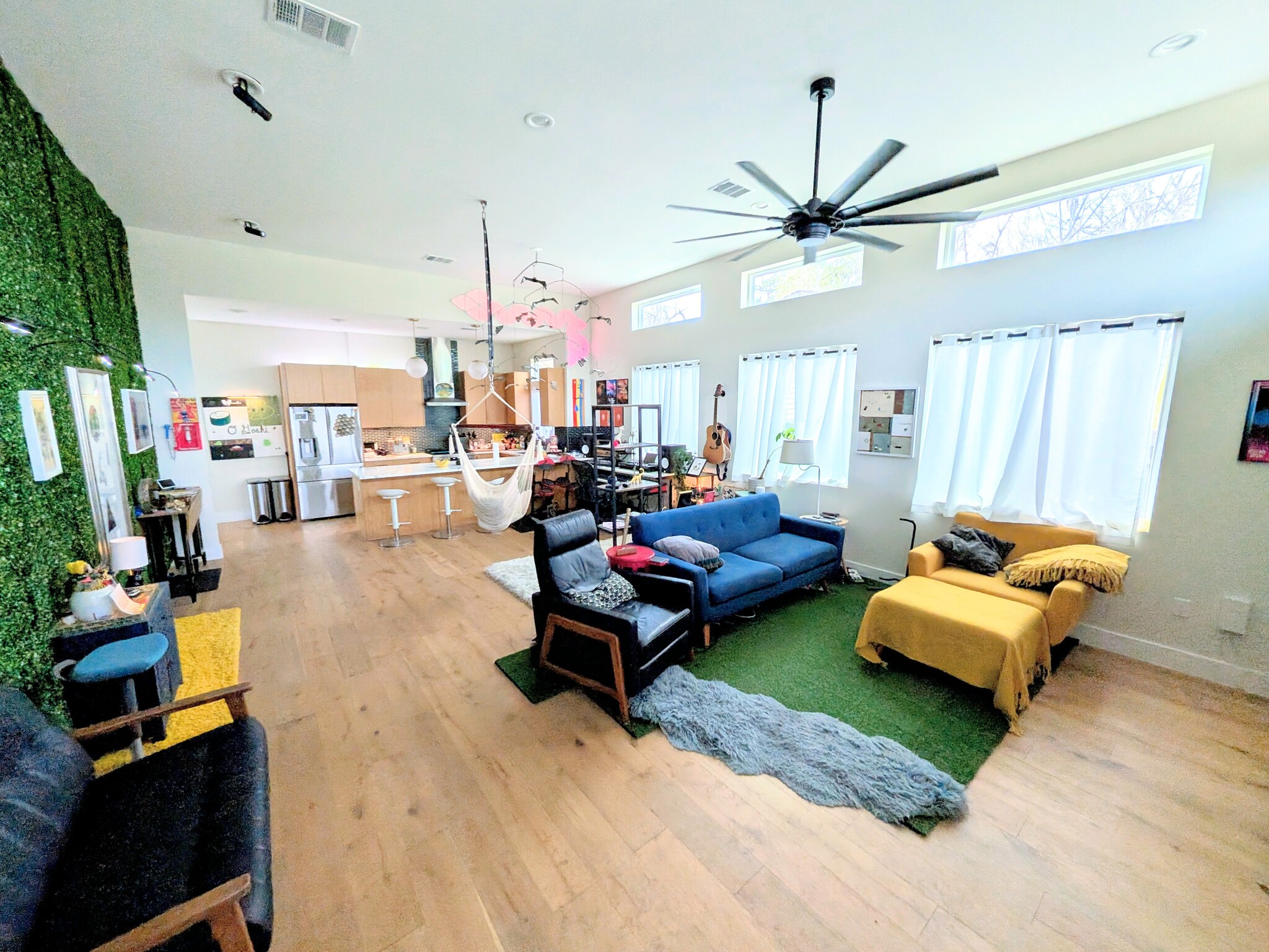 Building Photo - 1403 S Redondo Dr