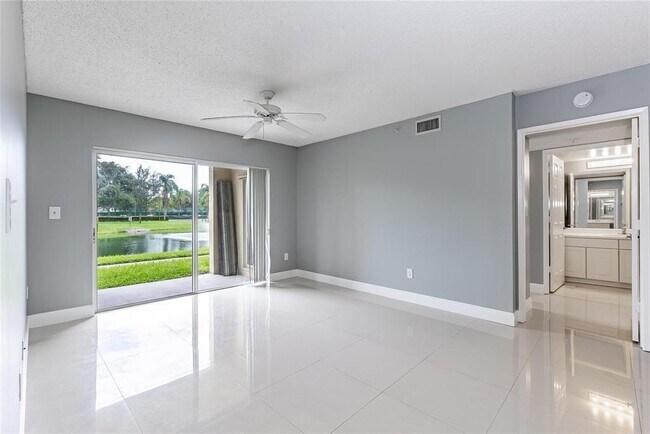 Building Photo - 2600 S University Dr