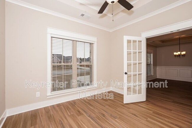 Building Photo - 205 Emberwood Way