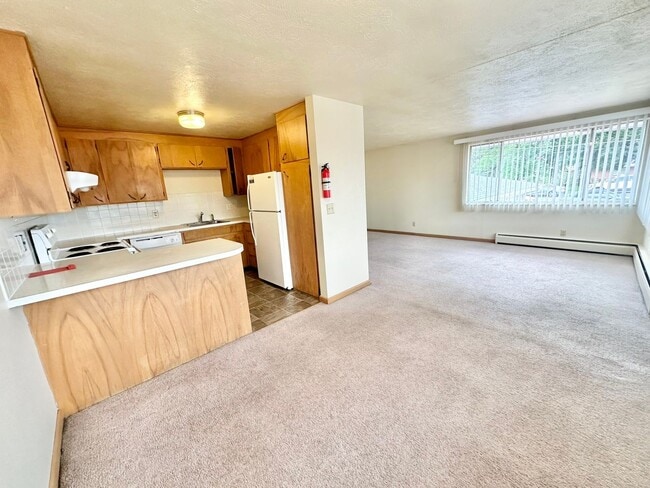 Building Photo - 2517 N Garfield Ave