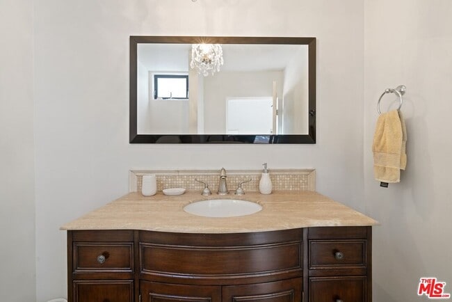Building Photo - 15656 Crownridge Pl