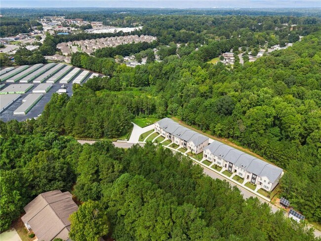 Building Photo - 157 Brush Creek Ct