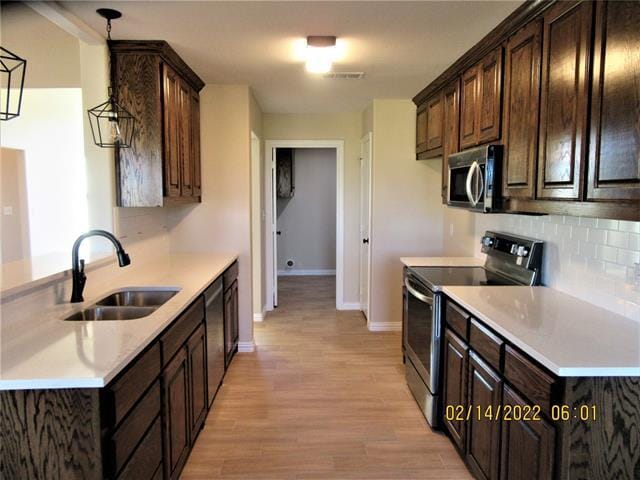 Building Photo - 803 Mary Lee Ln