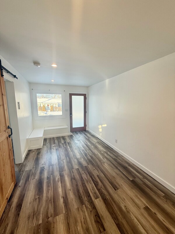 Building Photo - 6 Marlyn Dr