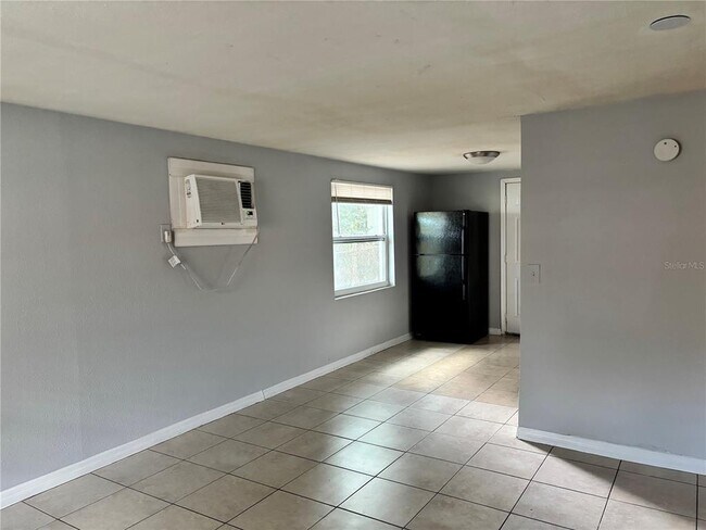 Building Photo - 11733 N 12th St