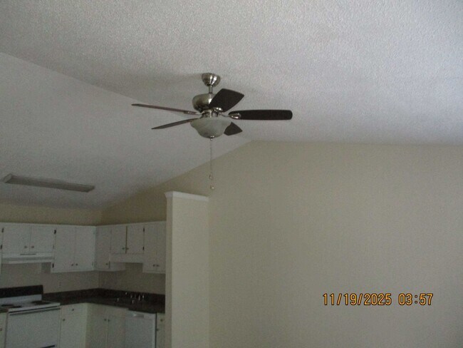 Building Photo - 2517 Cardinal St