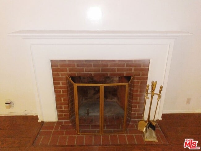 Building Photo - 3760 Wellington Rd