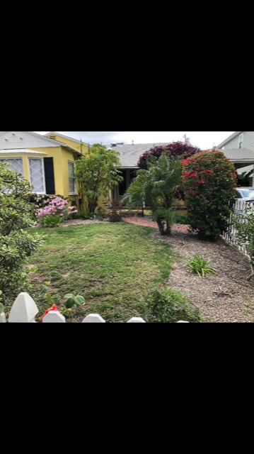 Building Photo - 4715 Camellia Ave