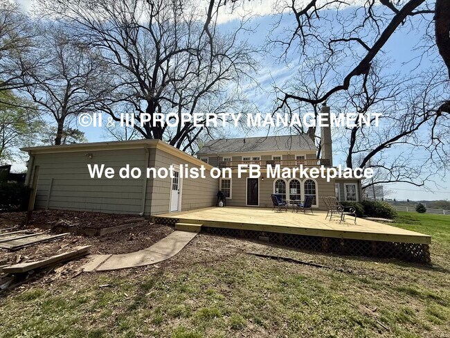 Building Photo - 1314 W Red Bridge Rd