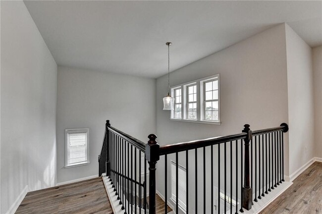 Building Photo - 2017 Yvette Wy