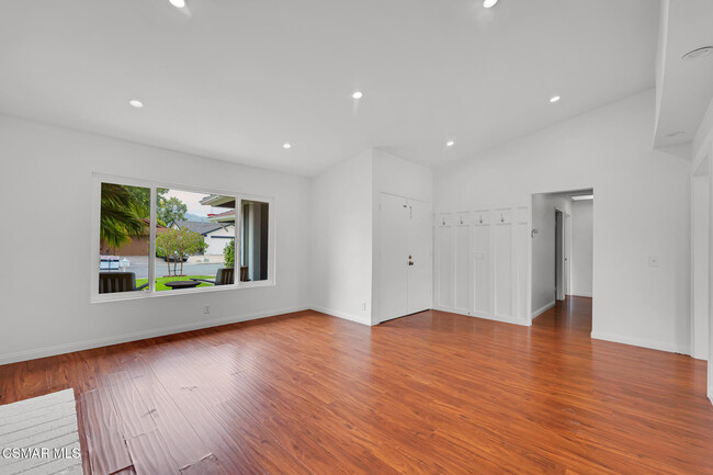 Building Photo - 1611 Amador Ln