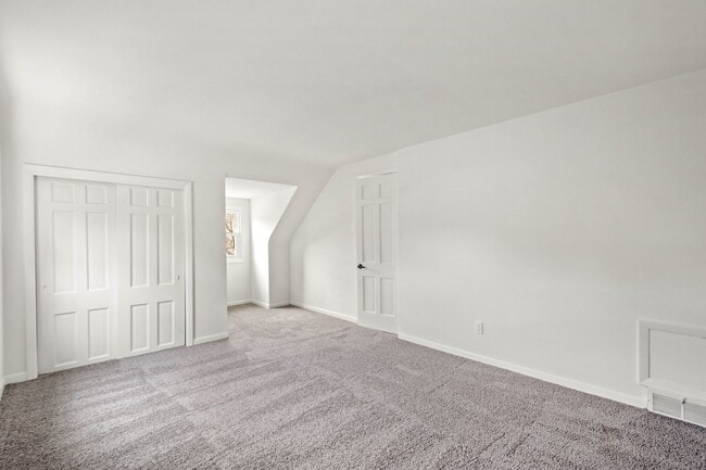 Building Photo - AVAILABLE JULY 1ST!! GORGEOUS 3 BED / 2 BATH HOME IN PENN HILLS!