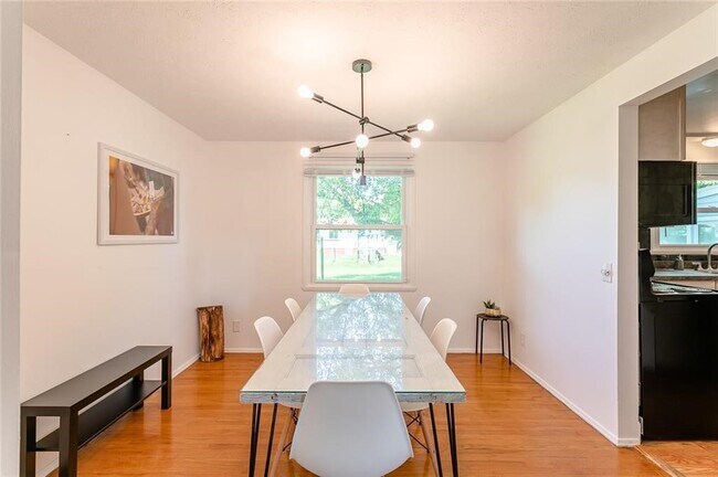 Building Photo - 256 Blackwell Ln