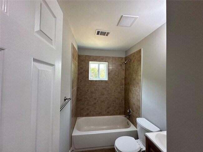Building Photo - 2397 Sandy Plains Rd