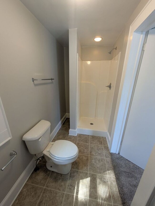 Building Photo - 3BD/2BA Home in Hickory
