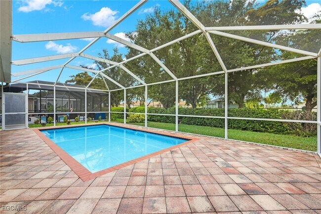 Building Photo - 2730 Brightside Ct