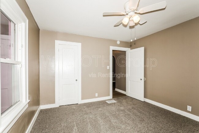 Building Photo - 3006 Noble St