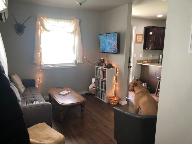 Building Photo - Newer Pet Friendly Home with detached Garage close to Barkley Trail system