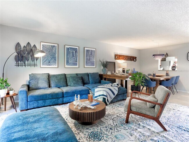 Building Photo - 133 Wild Palm Dr