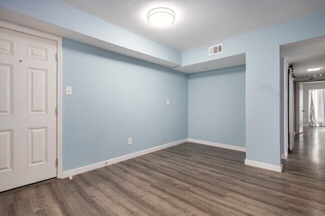 Building Photo - 4633 Wild Indigo St