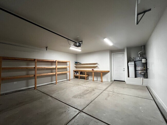 Building Photo - ADORABLE HOME IN BRIO FOR RENT!