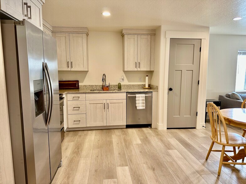 Building Photo - 4349 Half Mile Rd