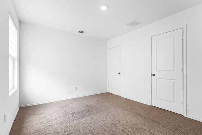 Building Photo - 9126 Selene Pl