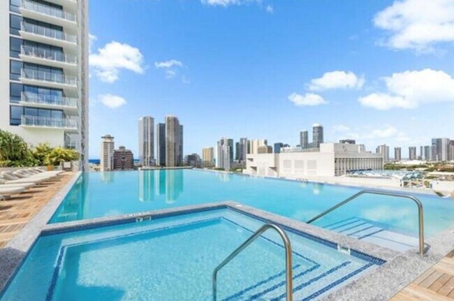 Building Photo - 1500 Rycroft St