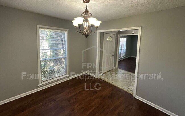 Building Photo - 5369 Scottsdale Ave