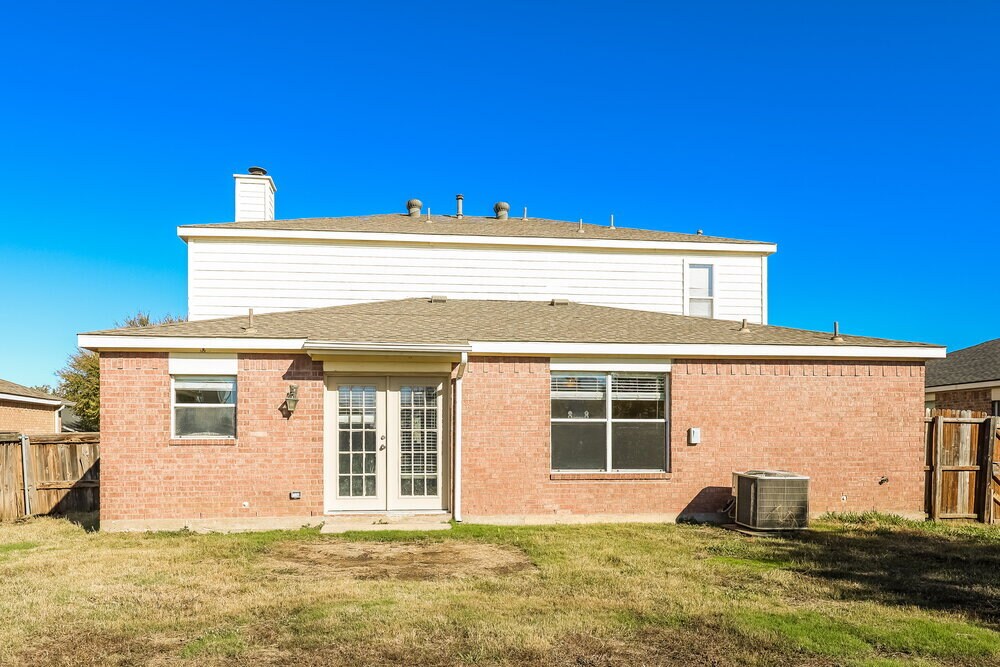 Building Photo - 2304 Eagle Mountain Dr