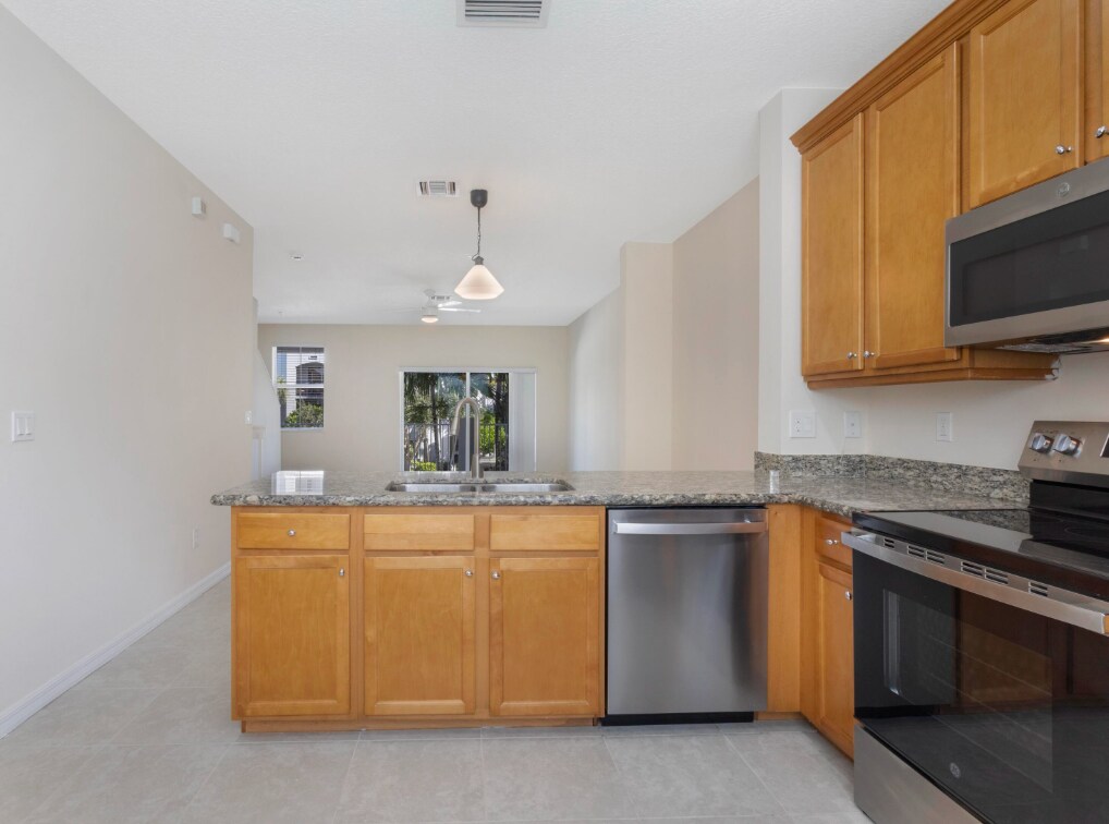 Building Photo - 1247 Via de Fossi