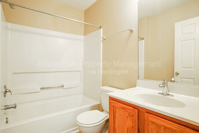 Building Photo - 2611 Ivory Run Way
