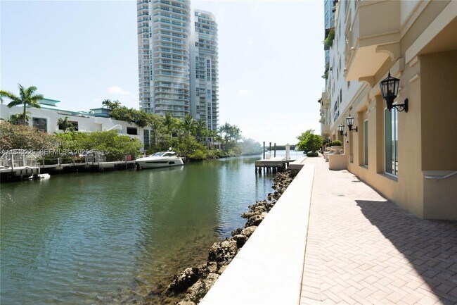 Building Photo - 150 Sunny Isles Blvd