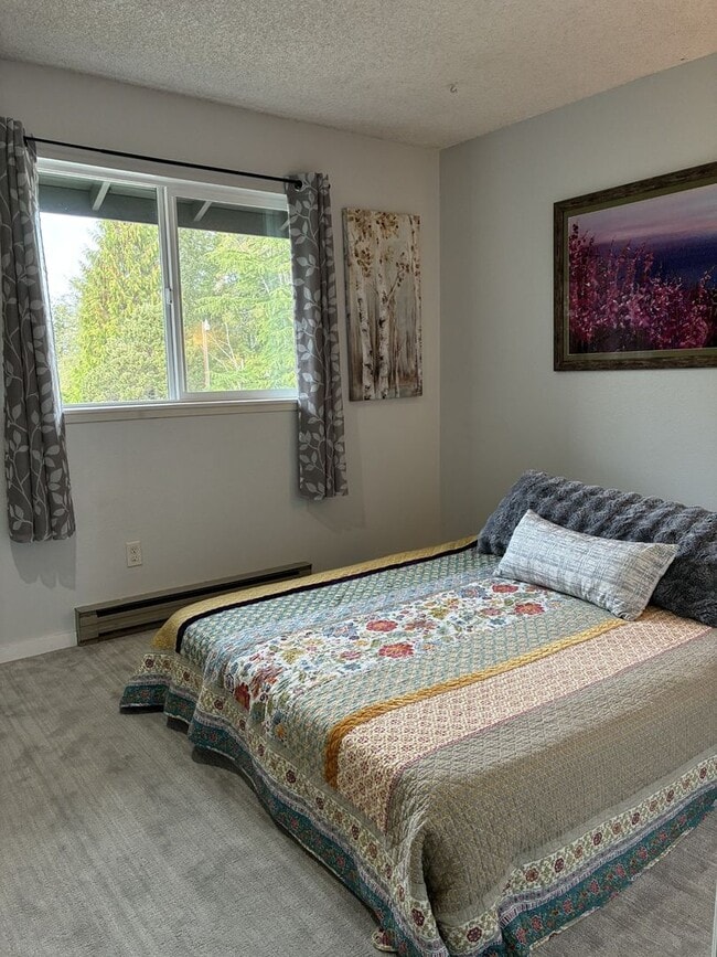 Building Photo - 7650 Birch Bay Dr