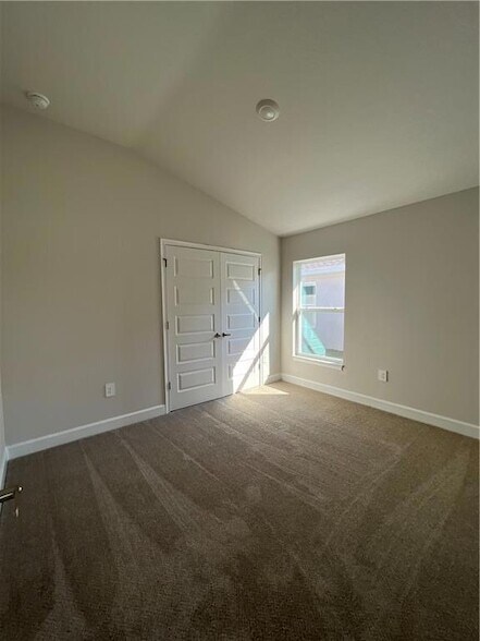 Building Photo - 5317 Vespera St