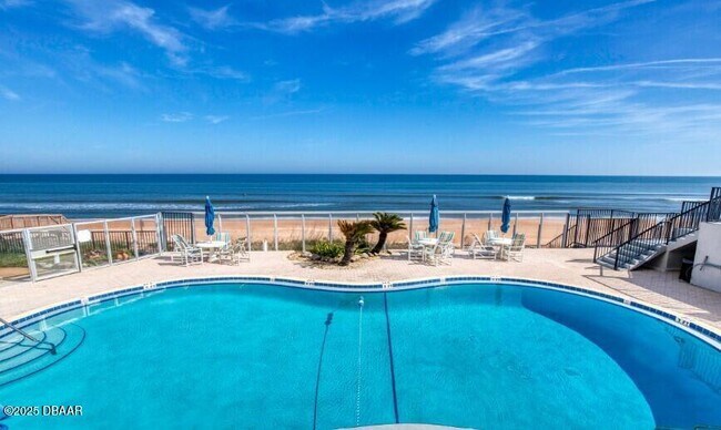 Building Photo - 1415 Ocean Shore Dr