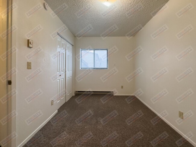 Building Photo - Ealges Nest Apartments