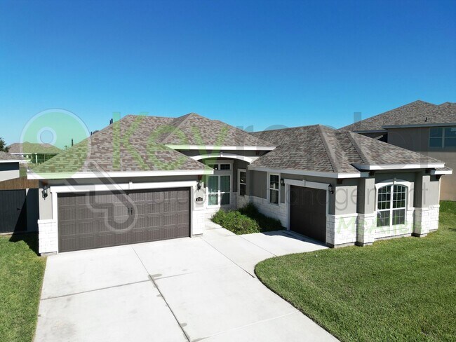 Building Photo - 4708 Ensenada Ave