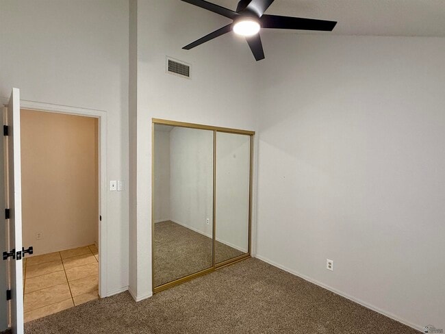 Building Photo - 10236 S Del Rico