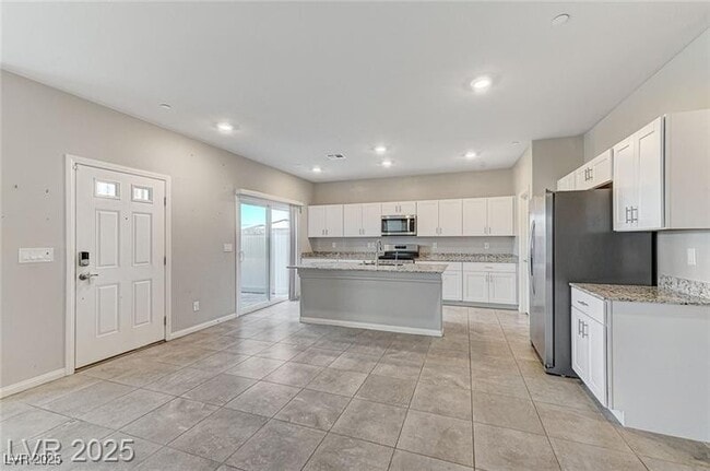 Building Photo - 534 Lassen Falls Ct