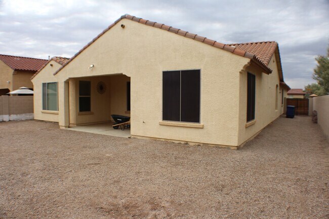 Building Photo - AVAILABLE NOW IN GREAT CHANDLER LOCATION!!!