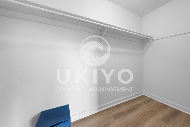 Building Photo - 8655 Skyline Blvd